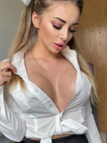 Полина